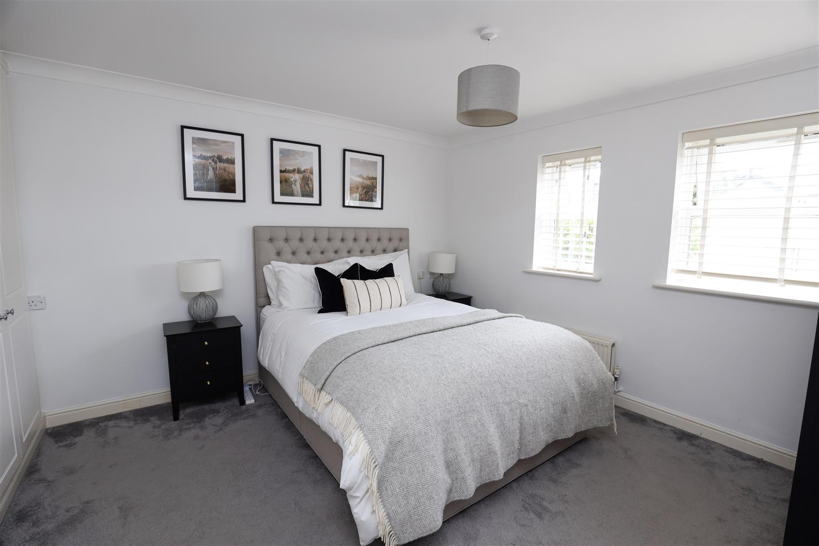 Ffordd Y Dderwen, Ystradowen, Cowbridge, CF71 7SG